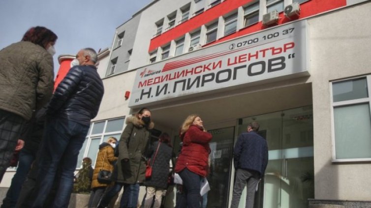 След ваксина на "АстраЗенека" без алкохол, физически упражнения...