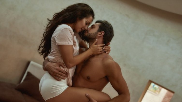 Как да поддържате интереса на мъжа до вас? 