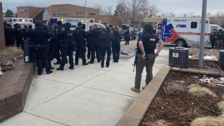Стрелба в супермаркет в Колорадо, има жертви