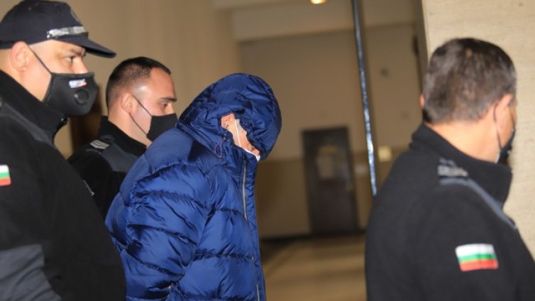 Обвиненият в шпионаж полк. Петров остава за постоянно в ареста