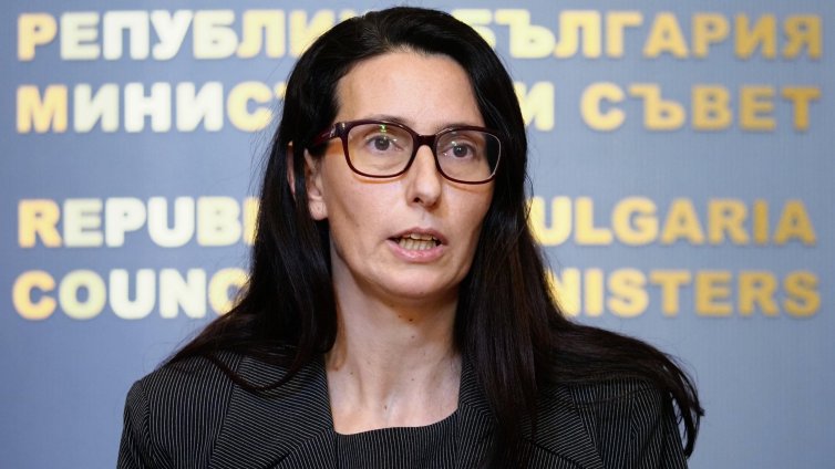 Министърът на регионалното развитие Ангелина Бонева подаде оставка