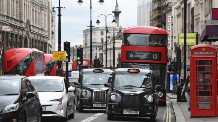 За първи път след Брекзит: Как ще гласуват българите на Острова?