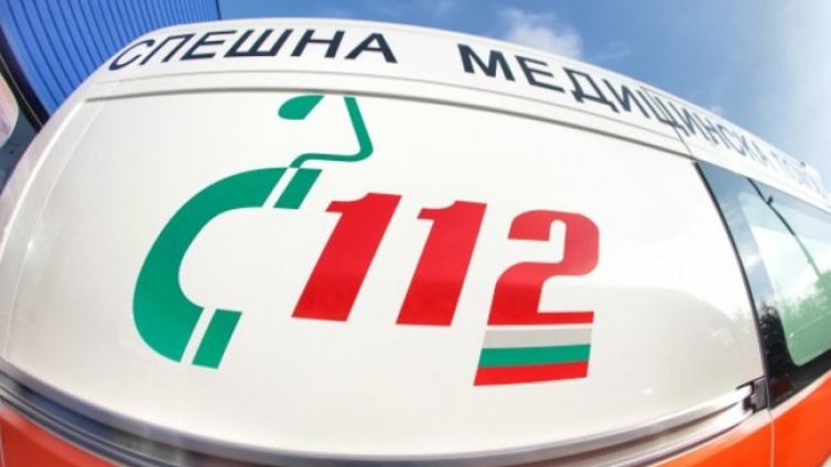 Блъснаха майка и бебе в количка на пешеходна пътека в Пловдив