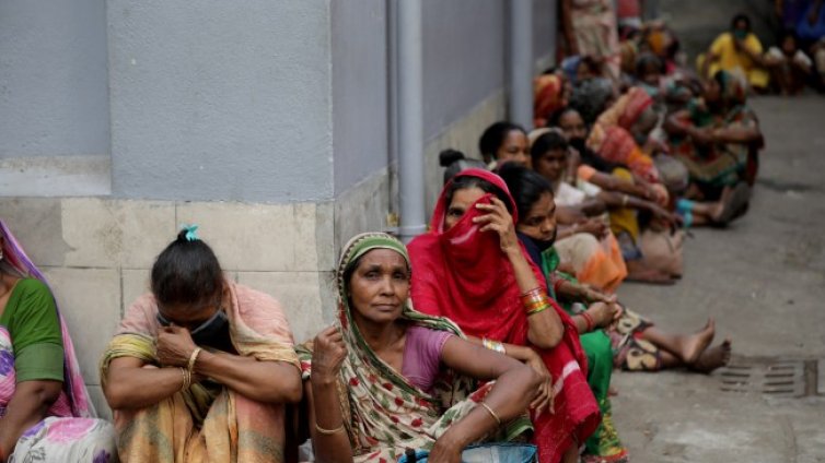 Бум на COVID в Индия, над 90 000 заразени за ден