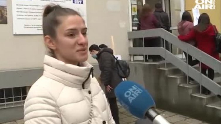 Опашки от гласуващи и в Пловдив