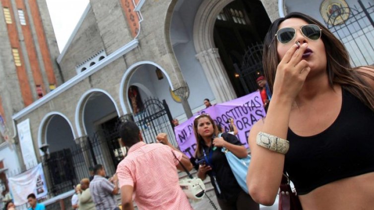 Проститутки в Бразилия искат да ги ваксинират приоритетно