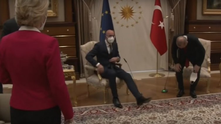 Случайно ли? Ердоган прие Урсула фон дер Лайен без да ѝ предложи кресло 
