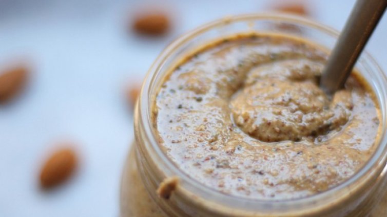 Кои са най-здравословните ядкови масла?