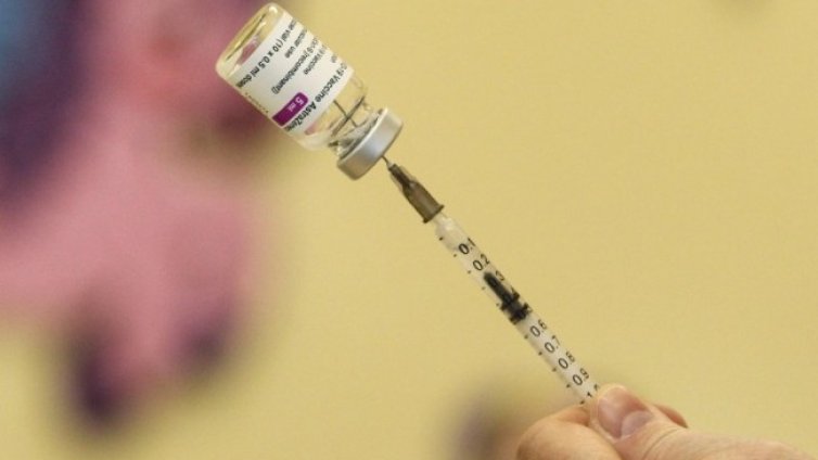 Починалата ваксинирана сестра - с придружаващи заболявания