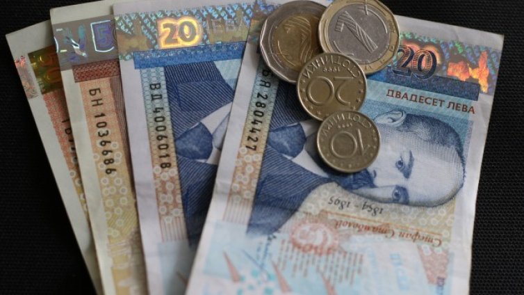 Въпреки пандемията: Доходите ни нараснали през 2020 г. 