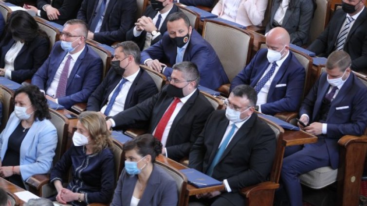 ГЕРБ vs ИТН за мажоритарния вот и кой не си изпълнява обещанията