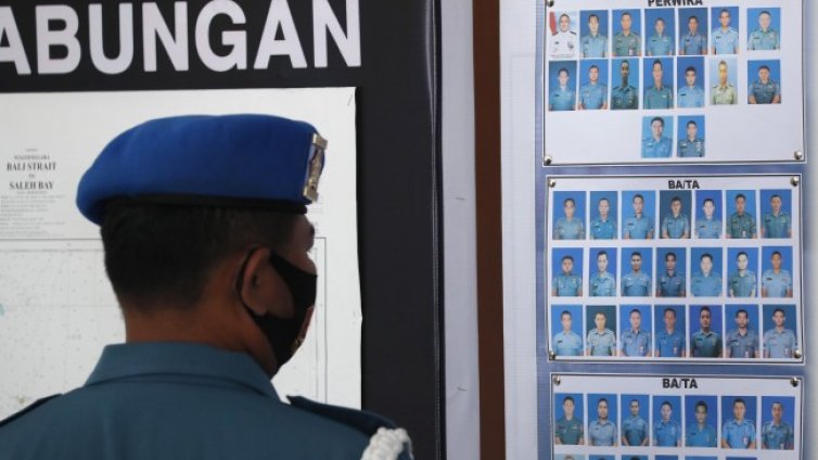 С изчезналата подводница може да се е случило най-лошото