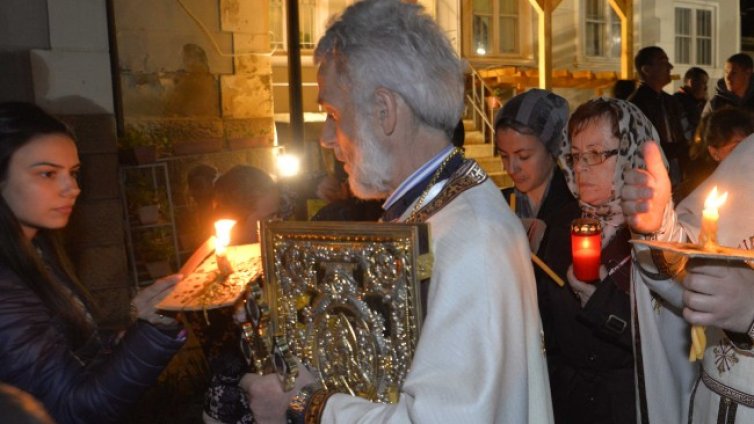 Благодатният огън ще дойде във Варна от Гюргево