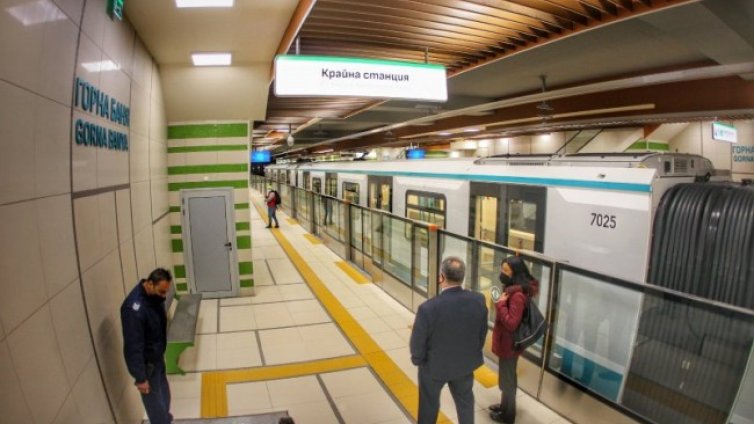 По трасето на Линия 3 на метрото могат да се направят паркинги за 1200 коли 