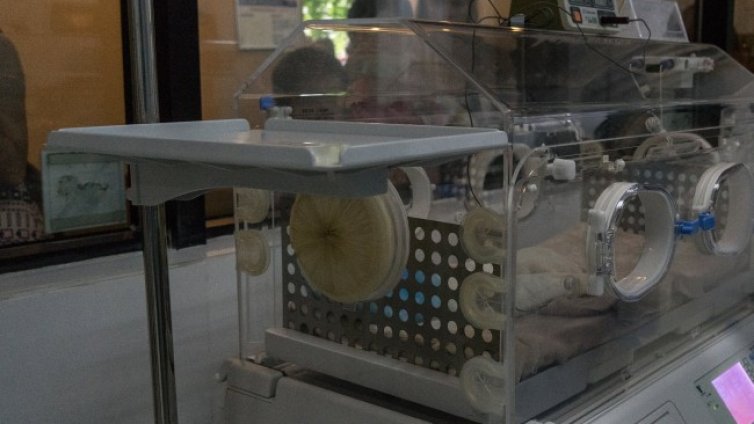 За Гинес: Малийка роди девет бебета наведнъж