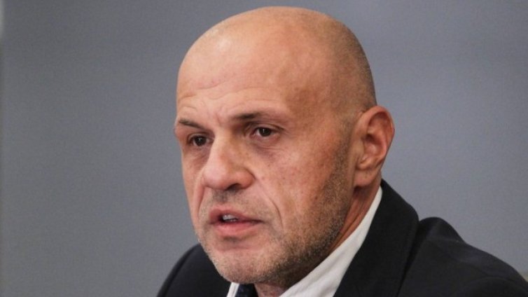 Дончев за комисията "Ревизия": Предизборно мероприятие 
