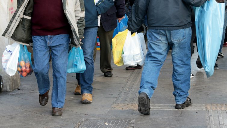 Гърция дава помощи заради високите цени на горивата и храните