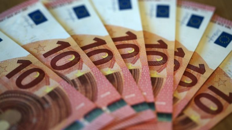 &euro;70 за всеки работещ в словенска фирма, който се ваксинира