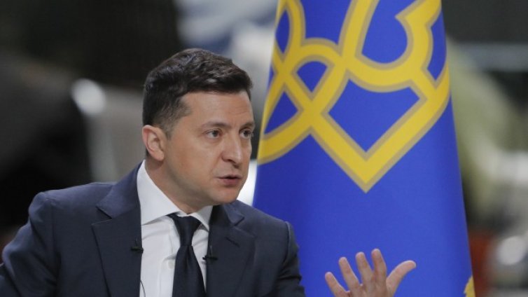 Зеленски срещу олигарсите в Украйна: Истина или PR ход?