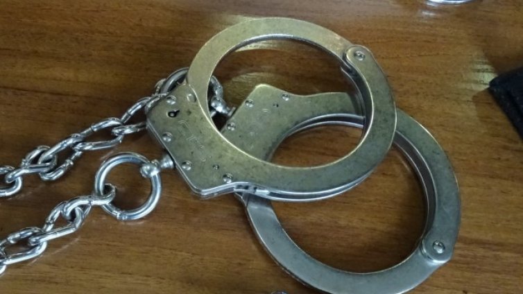 Полицаите от трето РУ в Пловдив остават в ареста