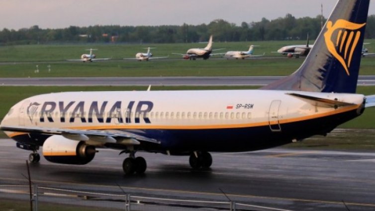 Не е имало българи на отклонения в Минск самолет на Ryanair 