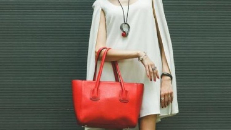 Роклята-тениска: Хит за сезона