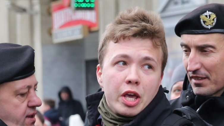 Растат опасенията за насилие над Роман Протасевич