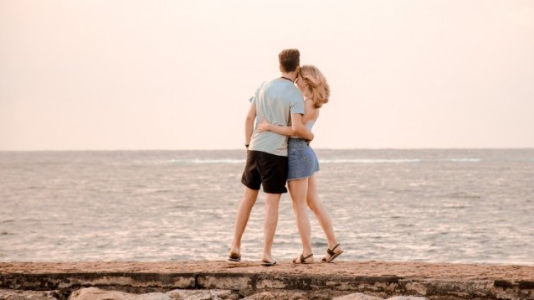 Според зодията: Какво ви чака в любовта през лятото?