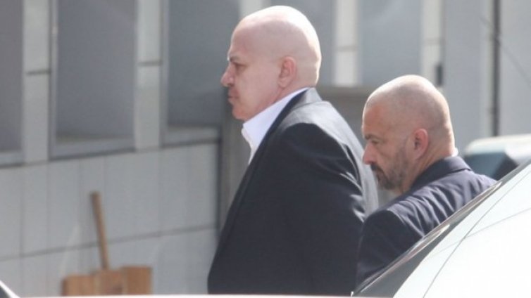 Слави Трифонов: Премиерът не трябва да има нищо общо с Бойко Борисов