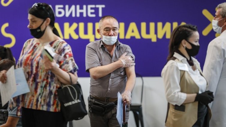 Пик на коронавируса в Москва - на ресторант само с QR код