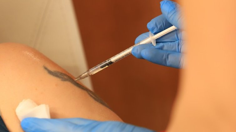 Одобряват втора ваксина срещу коронавируса за деца над 12 г.