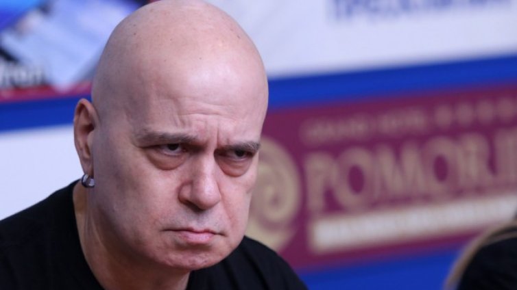 Слави Трифонов: "Изчегъртването" звучи все по-точно и обективно