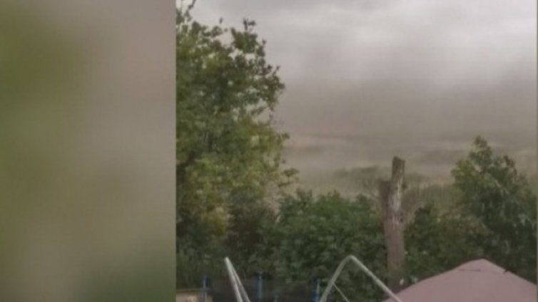 Големи облаци прах в Перник, какъв въздух дишат хората?