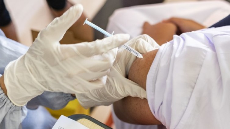 СЗО: Висока цена за прибързаното връщане към нормалността