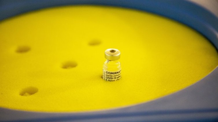 Израел дава ваксини с изтичащ срок на Южна Корея