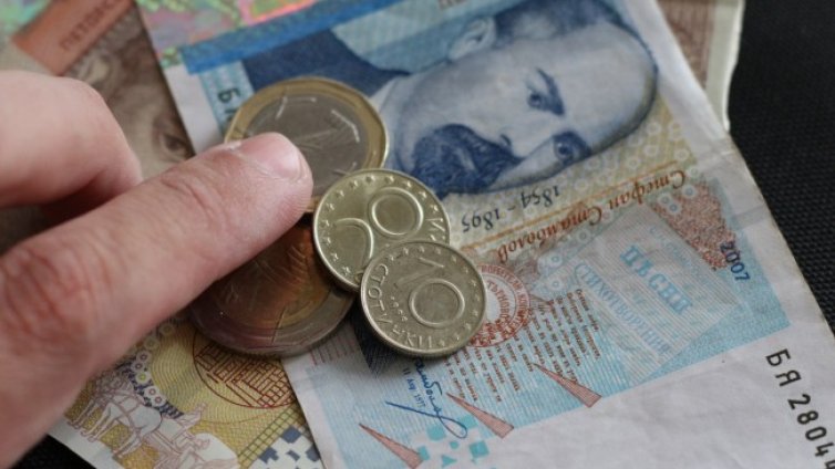 Изплащат от днес пенсиите с повишението от 5% 