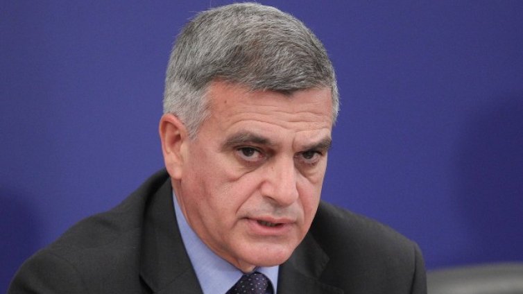 Янев: Без спекулации, разследването за падналия МиГ продължава