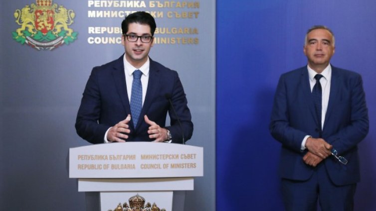 Пеканов: Увеличаваме парите за образование и здравеопазване в Плана за възстановяване