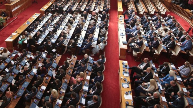 ИТН предлага НС да заседава по 1-2 седмици месечно
