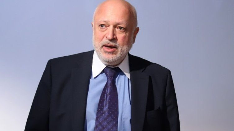 Министър Велислав Минеков ще отговаря на въпроси тази сутрин