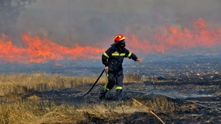 Над 400 души са пострадали от големите пожари в Турция
