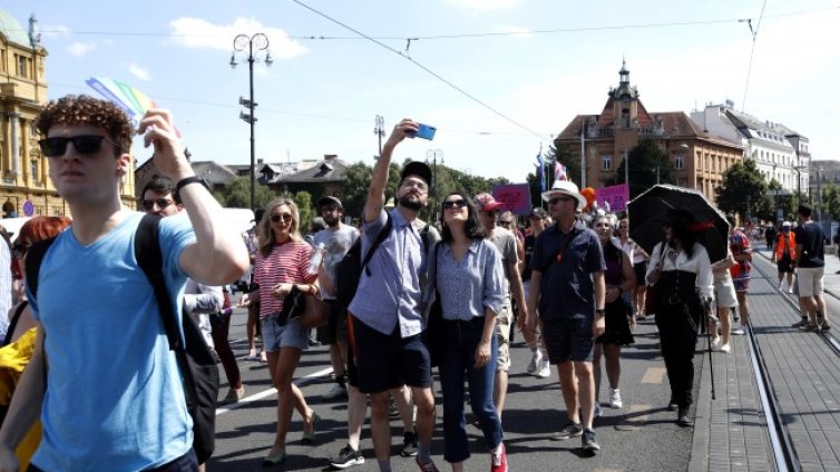 Хърватите ограничиха харчовете, спестяват в кризата 
