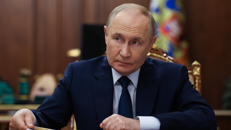 Защо войната в Украйна е за оцеляването на Владимир Путин