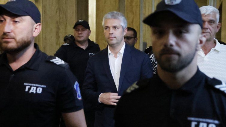 В съда е постъпило искане за промяна на мярката на Благомир Коцев