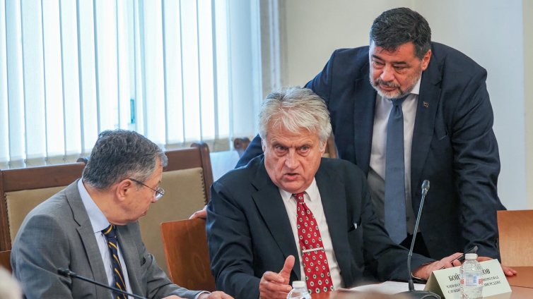 ПП призоваха Радев да не всява паника с изявления за ядрен удар