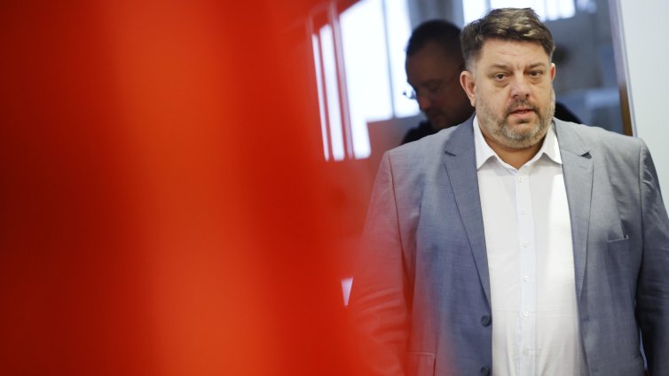 Част от структурите на БСП искат оставката на Зафиров и свикване на конгрес