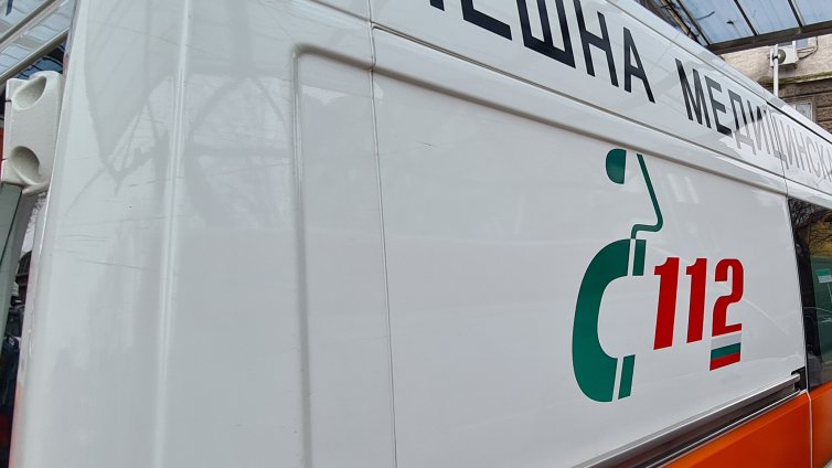 17-годишно момиче загина, падайки от четвъртия етаж на блок в Кърджали