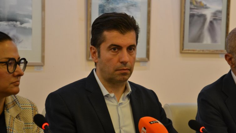 Петков: Всеки варненец, който се чувства свободен, да излезе на протест днес 