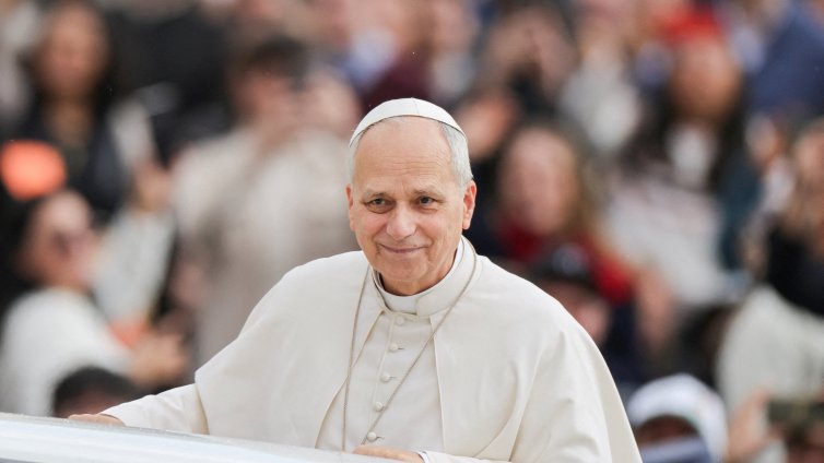 Папа Лъв XIV се премести в реновирания папски апартамент