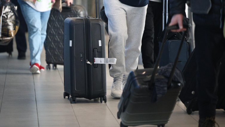 Близо 50 български туристи останаха без багаж след чартър до Шарм ел-Шейх